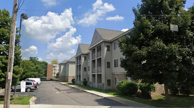 $949 | 1300 Electric Avenue, Lincoln Park, MI 48146