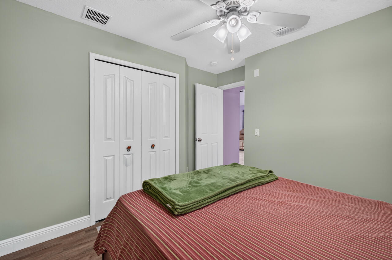 443 Southwest Homeland Road Port St. Lucie, FL 34953 - Photo 17 of 25 443 Southwest Homeland Rd-018
