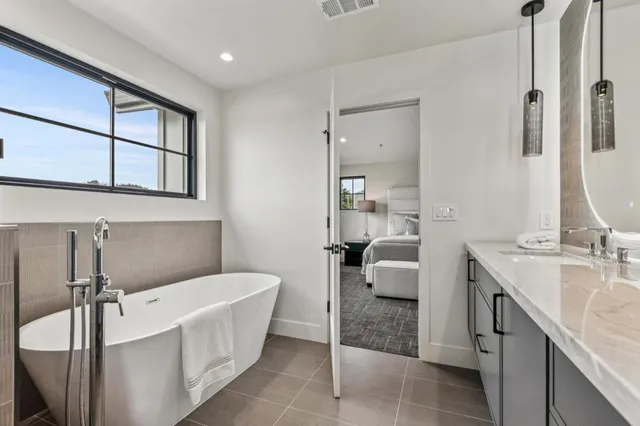 $2,999,000 | 587 Creekside Drive, Half Moon Bay, CA 94019