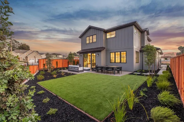 $2,999,000 | 587 Creekside Drive, Half Moon Bay, CA 94019
