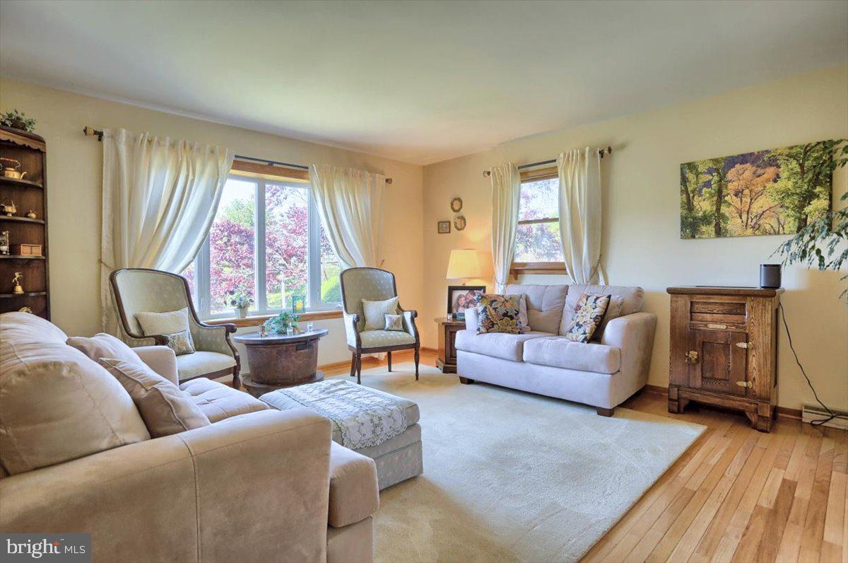 945 Cranes Gap Road Carlisle, PA 17013 - Photo 8 of 43 Gallery Image 8