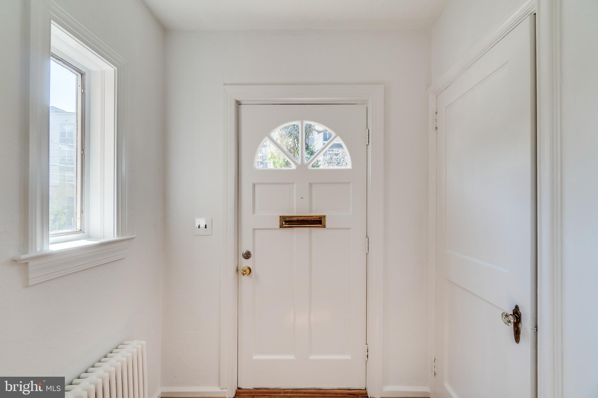 8609 Cedar Street Silver Spring, MD 20910 - Photo 11 of 44 Gallery Image 11