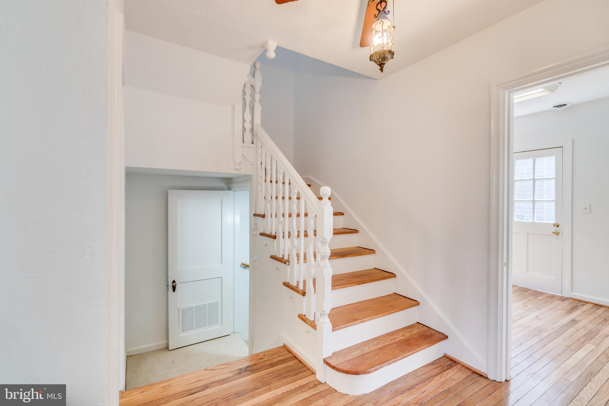 8609 Cedar Street Silver Spring, MD 20910 - Photo 22 of 44 Gallery Image 22