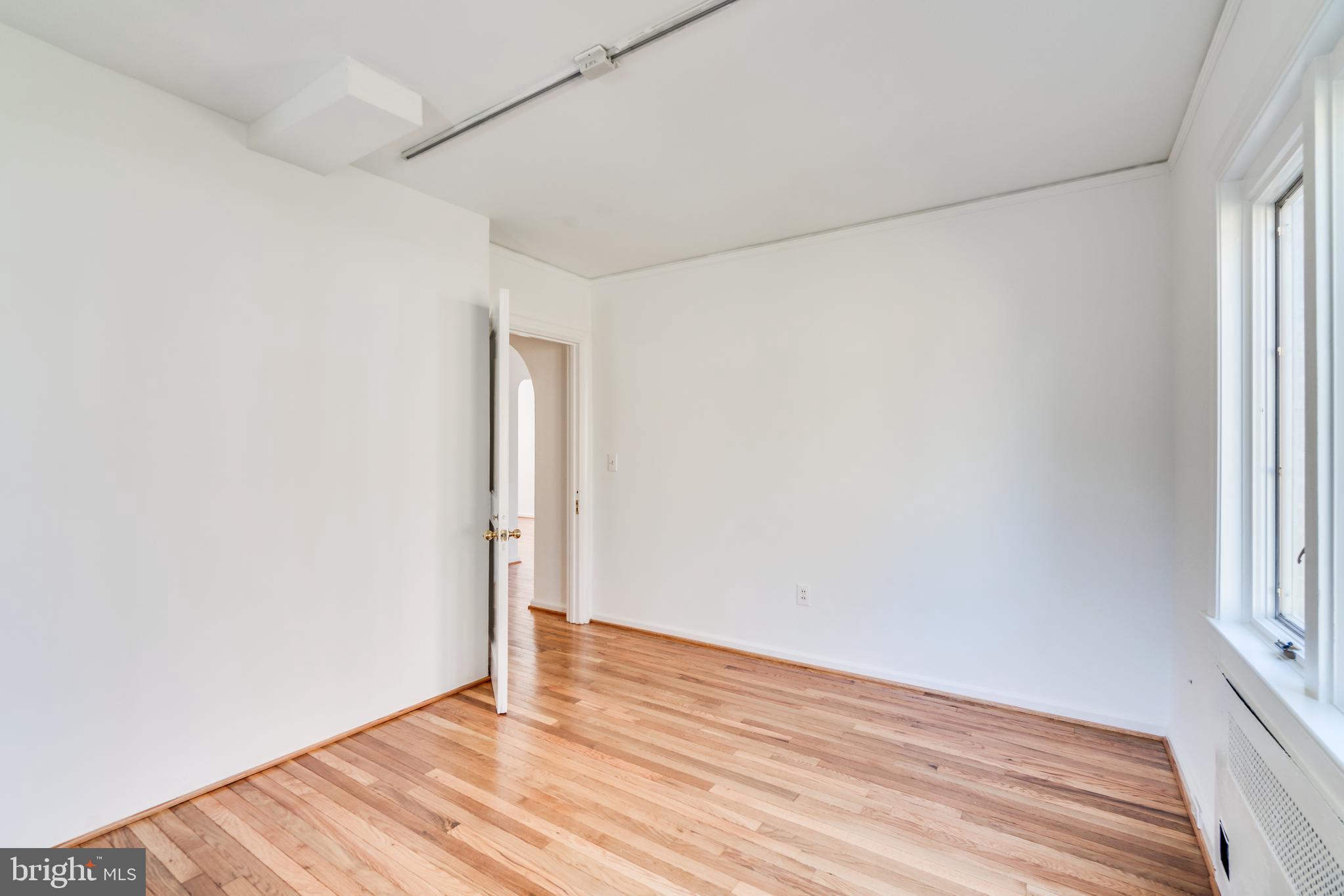 8609 Cedar Street Silver Spring, MD 20910 - Photo 30 of 44 Gallery Image 30