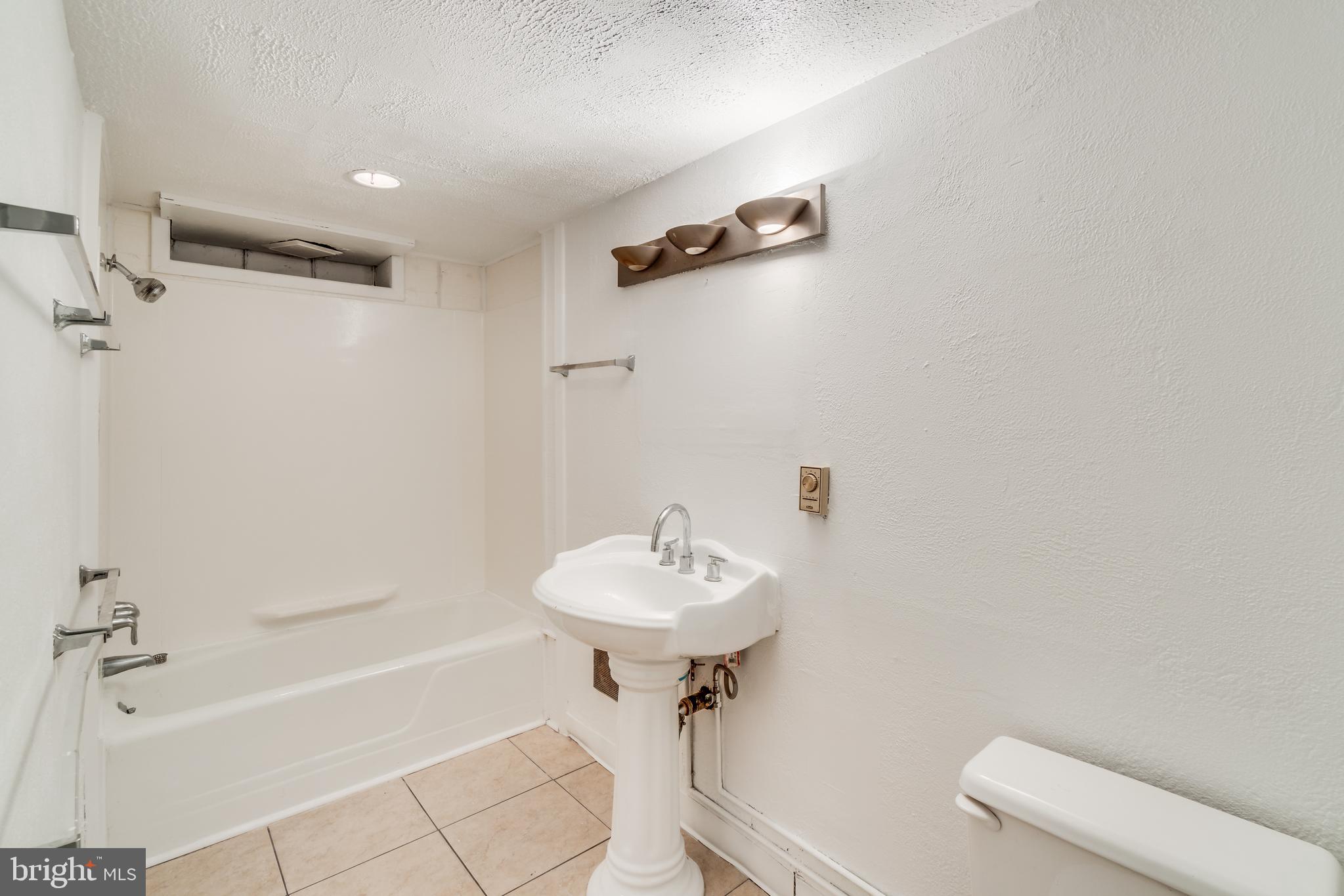 8609 Cedar Street Silver Spring, MD 20910 - Photo 36 of 44 Gallery Image 36