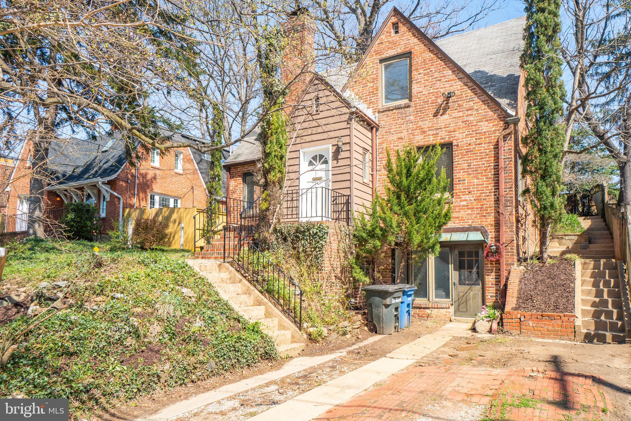 8609 Cedar Street Silver Spring, MD 20910 - Photo 7 of 44 Gallery Image 7