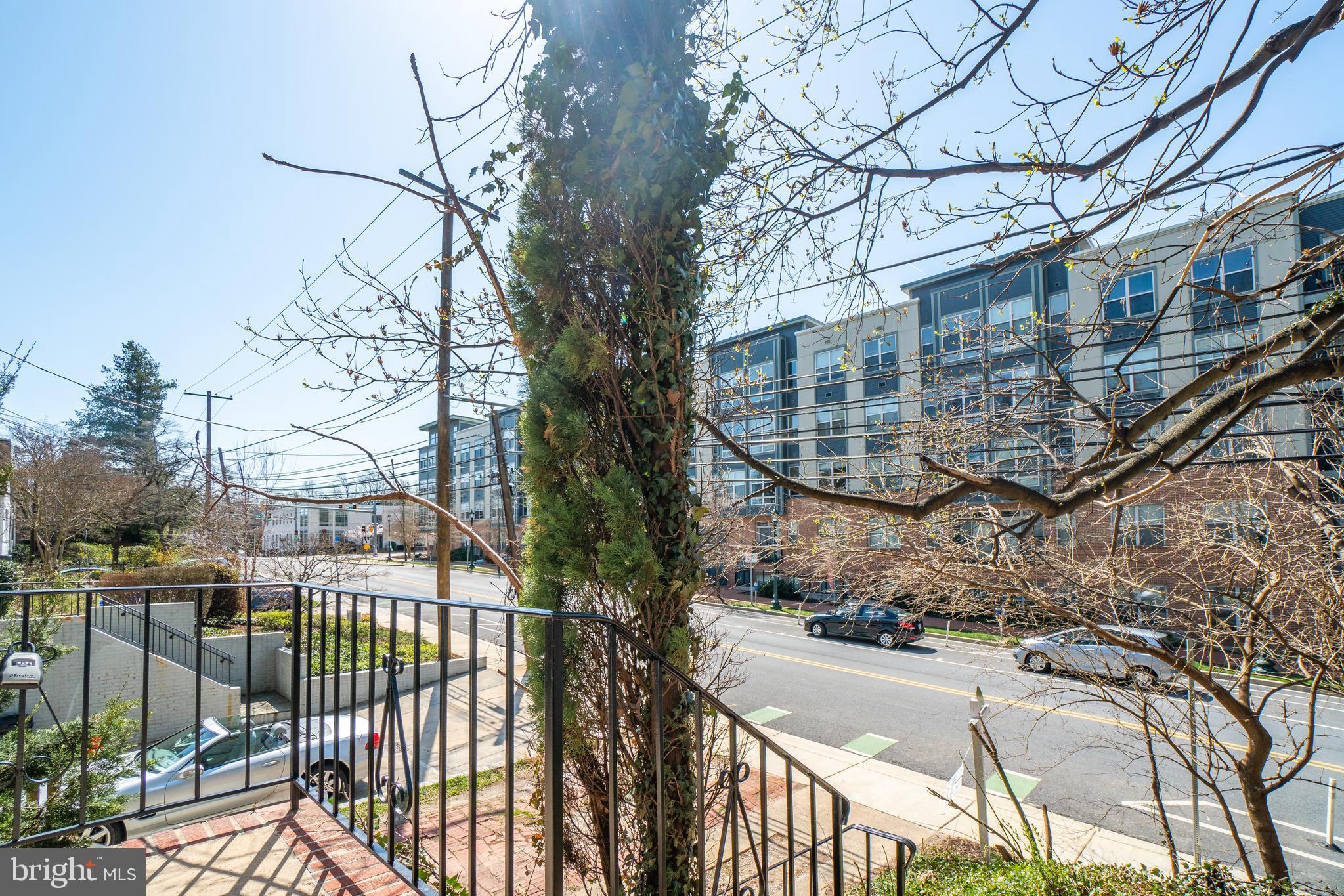 8609 Cedar Street Silver Spring, MD 20910 - Photo 10 of 44 Gallery Image 10