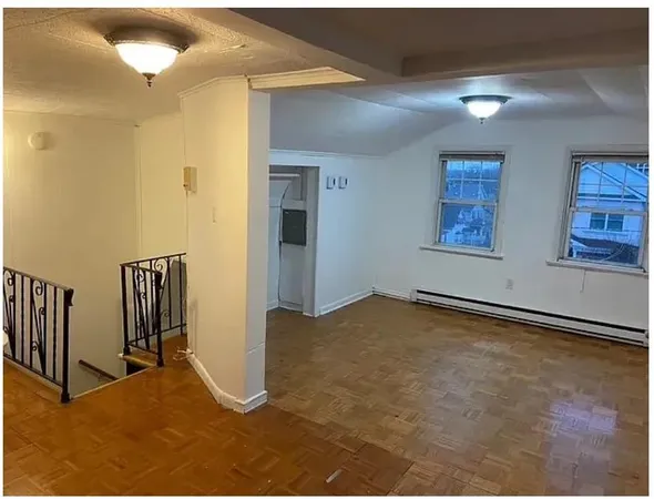 $1,900 | 649 New Jersey Avenue, Unit 3, Lyndhurst, NJ 07071
