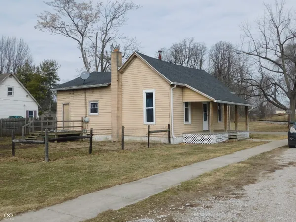 $117,900 | 420 North Franklin Street, Ladoga, IN 47954