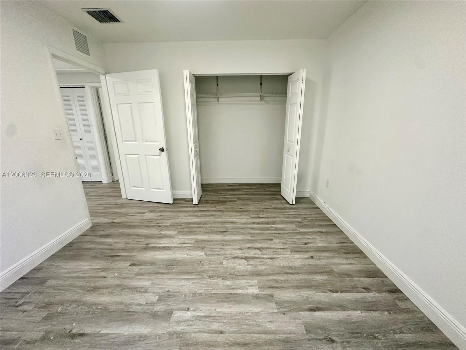 1095 Northeast 149th Street Miami, FL 33161 - Photo 14 of 15