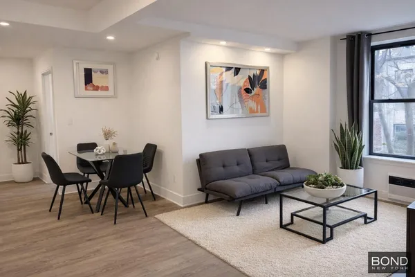 $3,695 | 45 West 81st Street, Unit 11G | Upper West Side