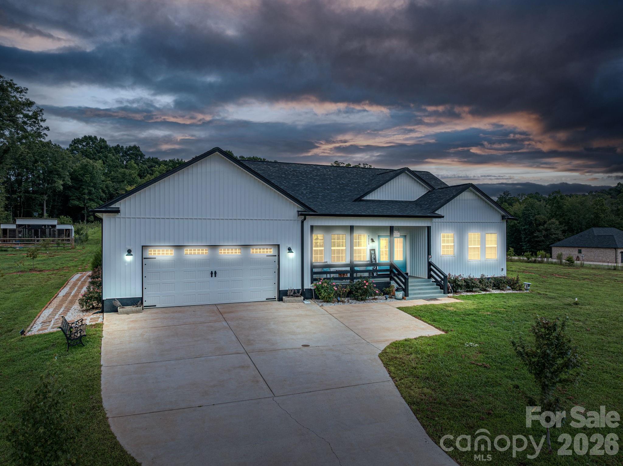 1484 Null Road Lincolnton, NC 28092 - Photo 3 of 48
