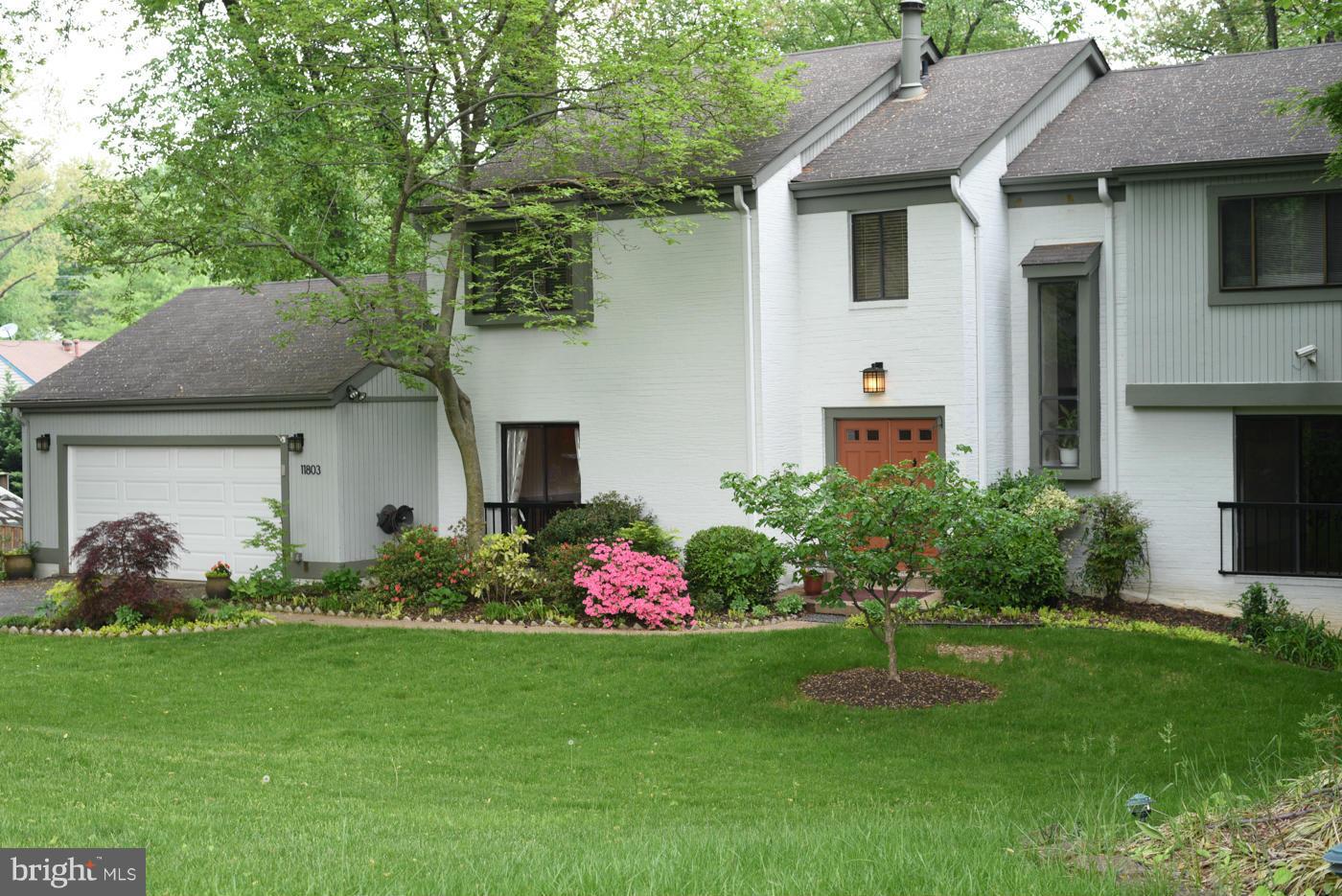 11803 Blue Spruce Road Reston, VA 20191 - Photo 3 of 29 Exterior (Front)