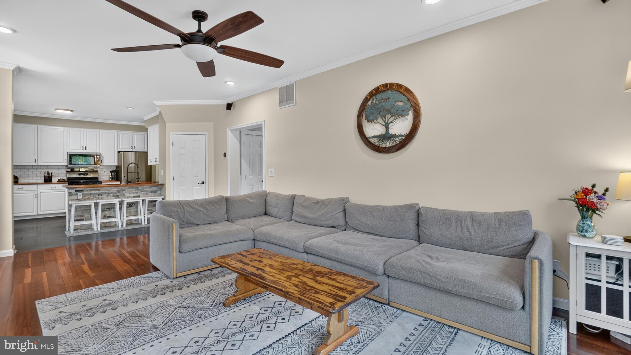 7724 Locust Grove Road Glen Burnie, MD 21060 - Photo 20 of 74 Spacious FR