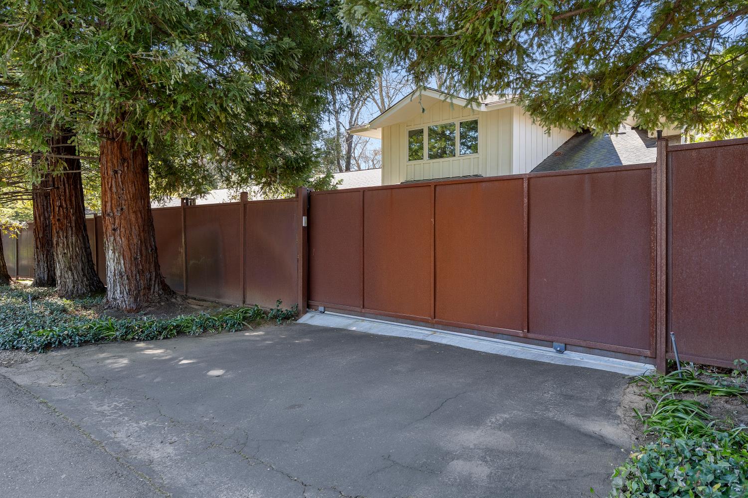 1987 Maple Glen Road Sacramento, CA 95864 - Photo 79 of 85