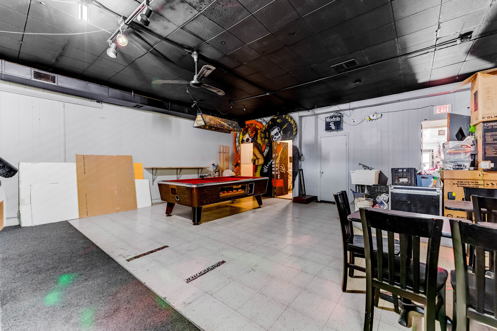 6105 South Archer Road Summit, IL 60501 - Photo 4 of 25 a view of a room with wooden furniture