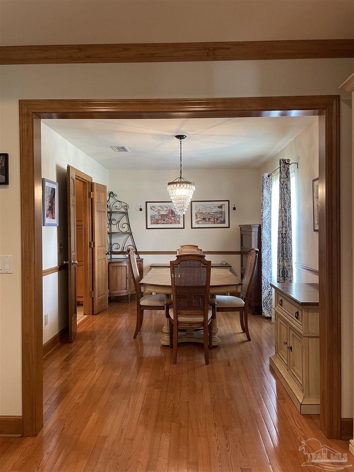 2010 Ceylon Road Pensacola, FL 32526 - Photo 10 of 50 Gallery Image 10