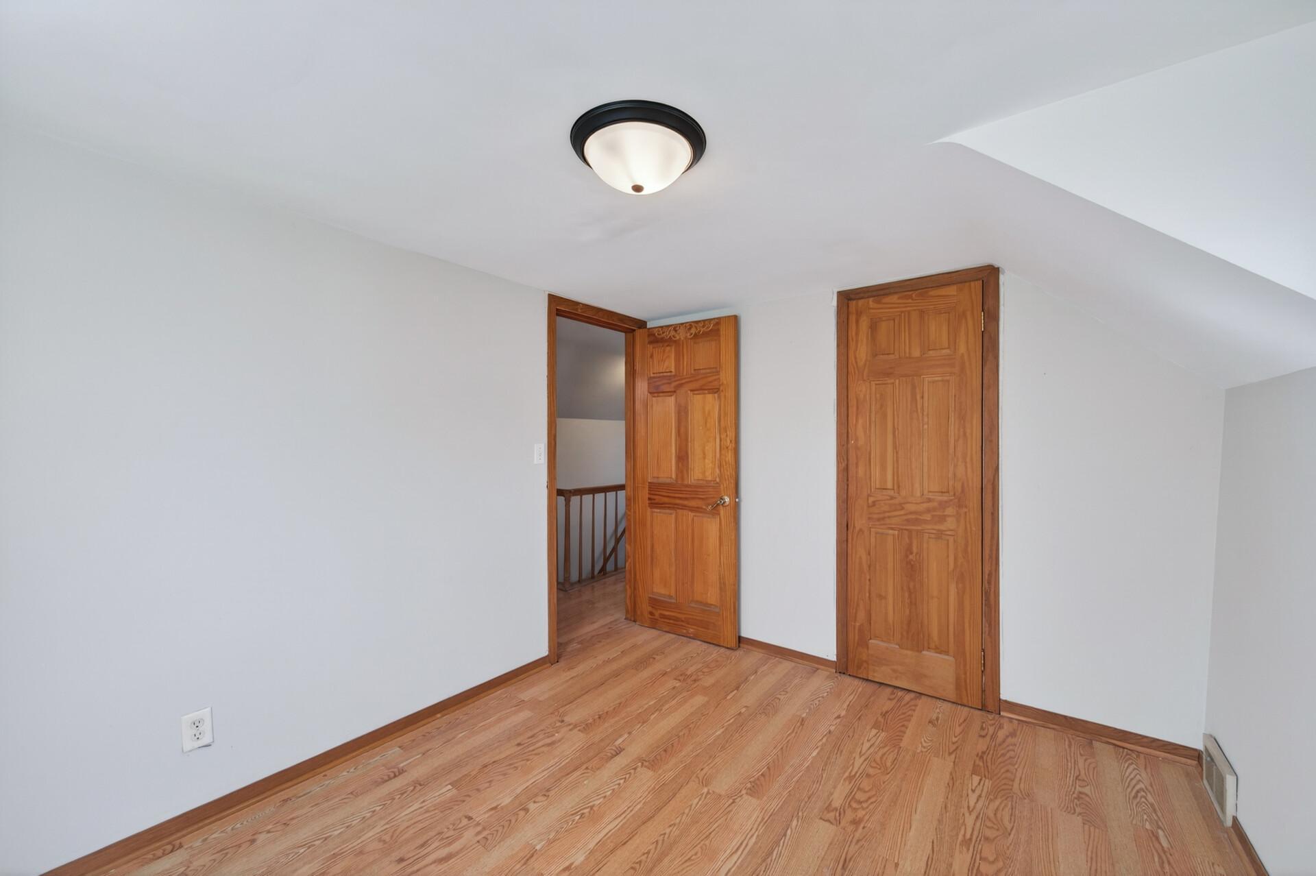 806 Monroe Street North Hudson, WI 54016 - Photo 18 of 25