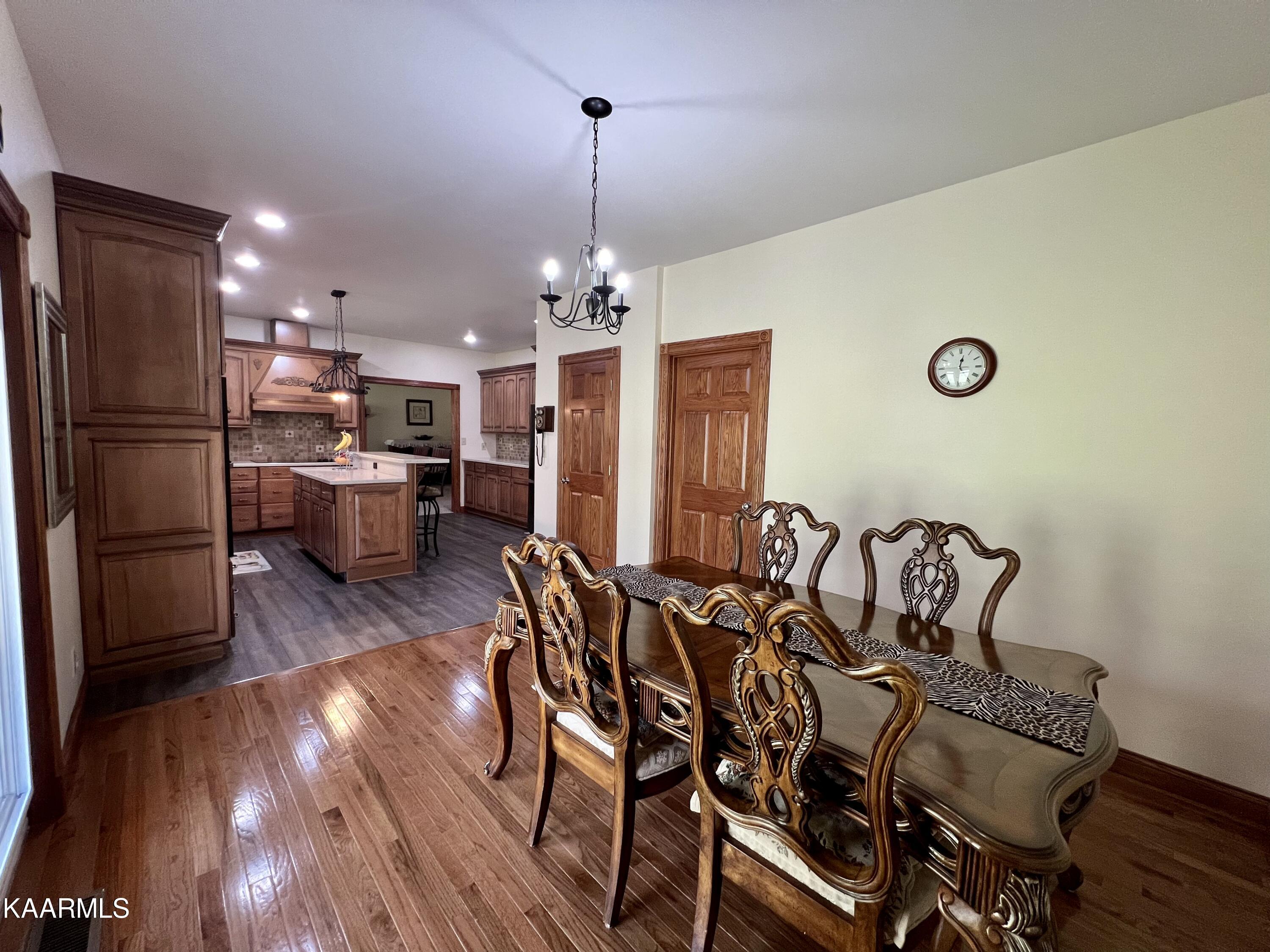 970 Cove Pointe Road La Follette, TN 37766 - Photo 33 of 59 BB3BF2D5-F32B-40D1-949F-C75CEA3EF81D