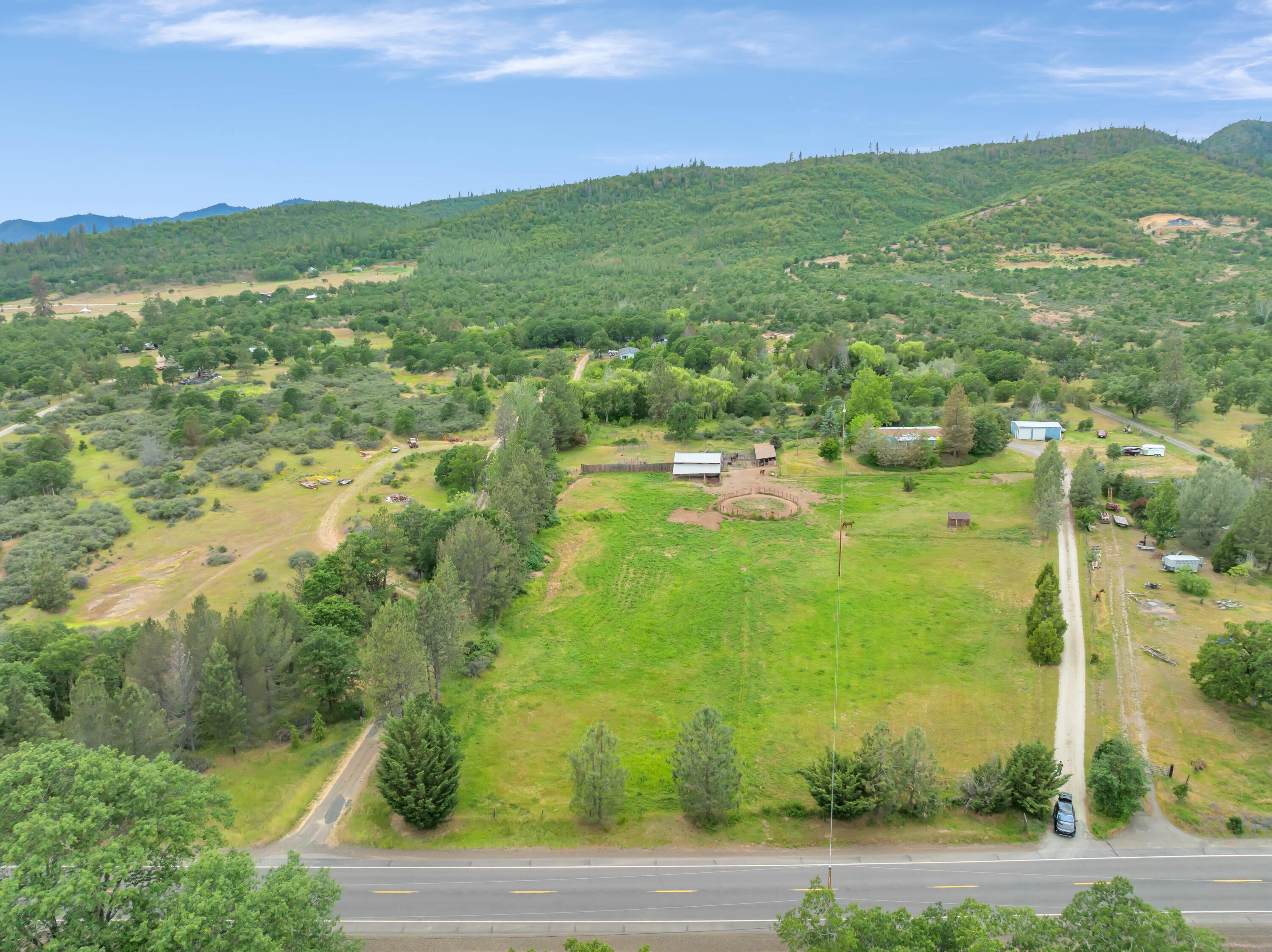 12107 Meadows Road White City, OR 97503 - Photo 5 of 36 DJI_0909
