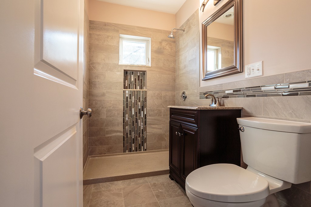 438 Trapelo Road, Unit 2 Belmont, MA 02478 - Photo 8 of 13 Gallery Image 8