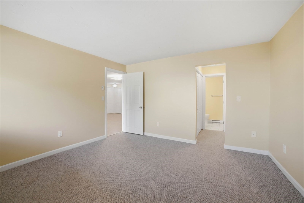 11 Gibbs Street, Unit B17 Worcester, MA 01607 - Photo 12 of 19