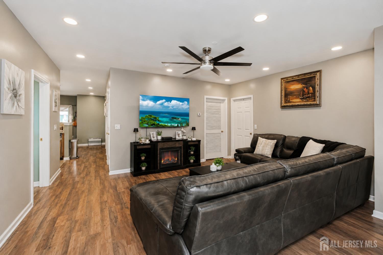 368 Rector Street, Unit 414 Perth Amboy, NJ 08861 - Photo 10 of 21