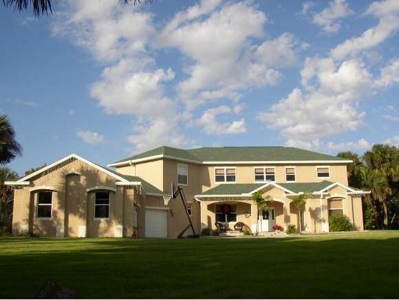 560 East Hall Road Merritt Island, FL 32953 - Photo 1 of 9 Primary Photo