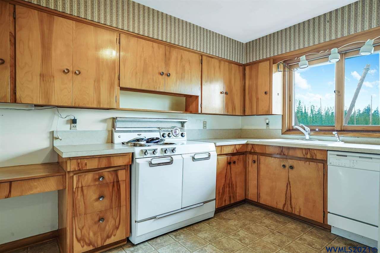 2991 Matheny Road Northeast Gervais, OR 97026 - Photo 10 of 32