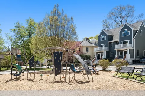 $3,850,000 | 90 Columbia Street, Unit U90, Brookline, MA 02446