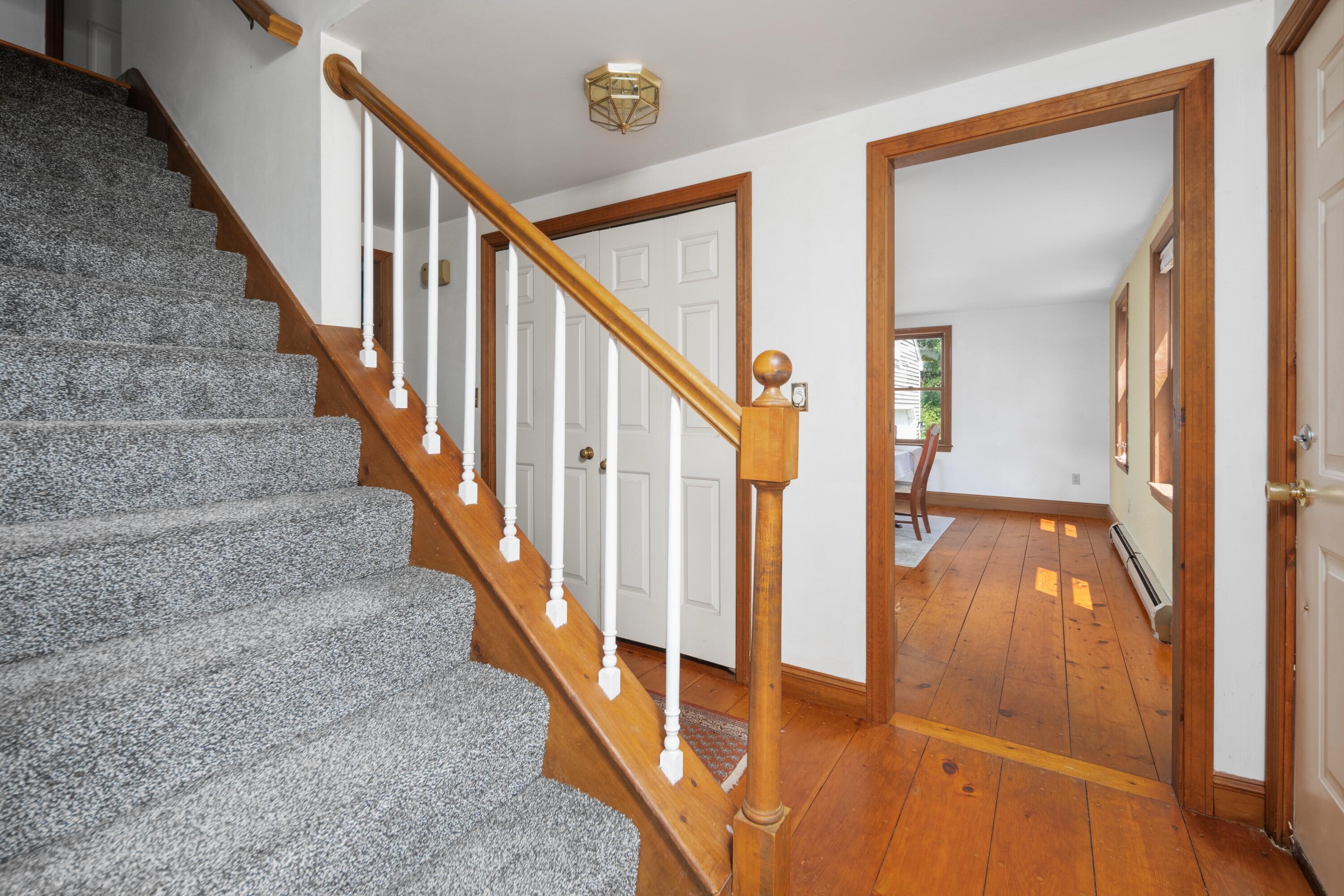 5 Heath Road Kennebunk, ME 04043 - Photo 16 of 27 Stairs