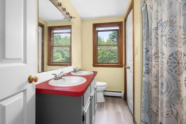 $999,000 | 5 Heath Road, Kennebunk, ME 04043