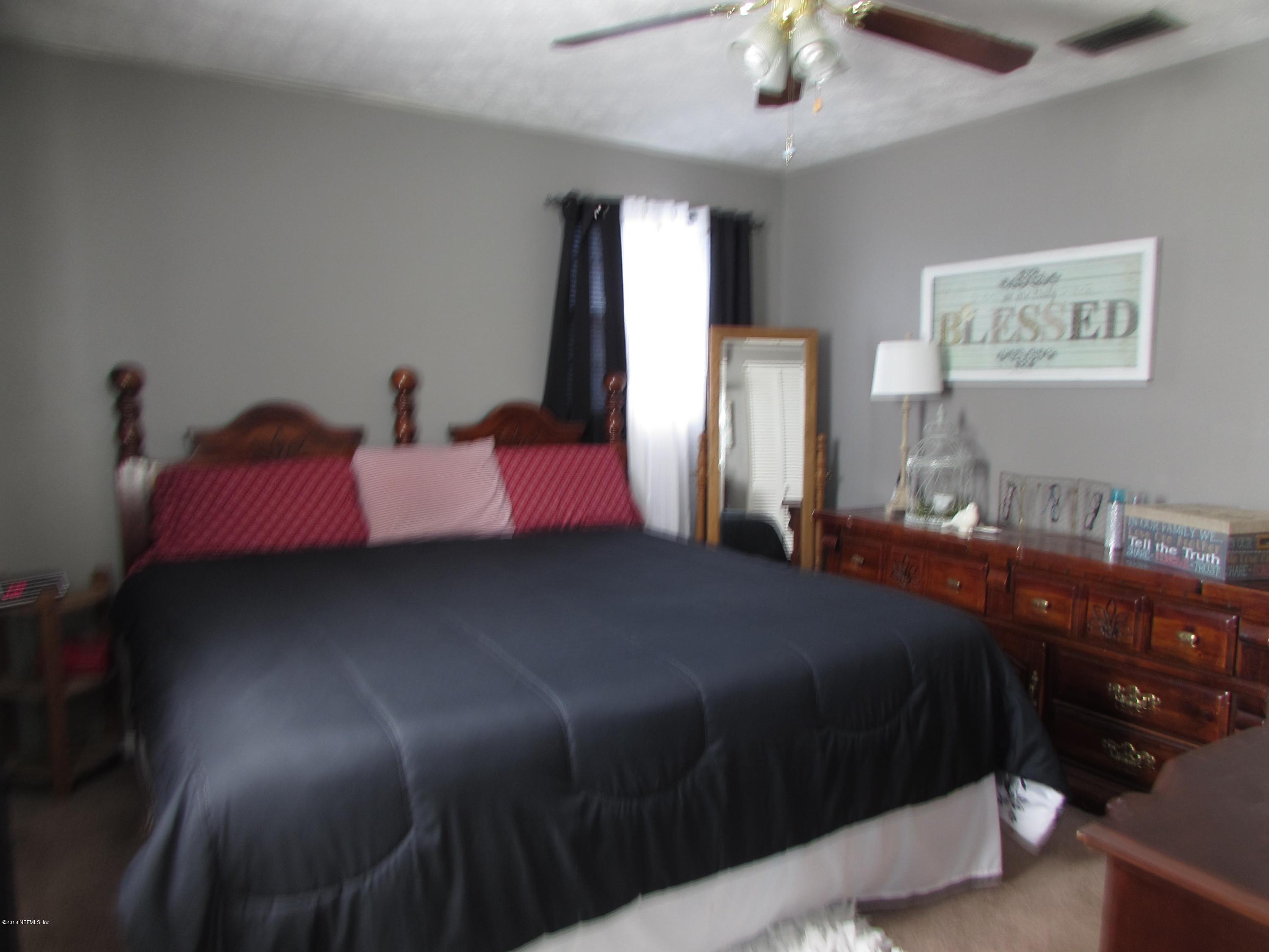 2725 Leonid Road Jacksonville, FL 32218 - Photo 9 of 10 Master Suite
