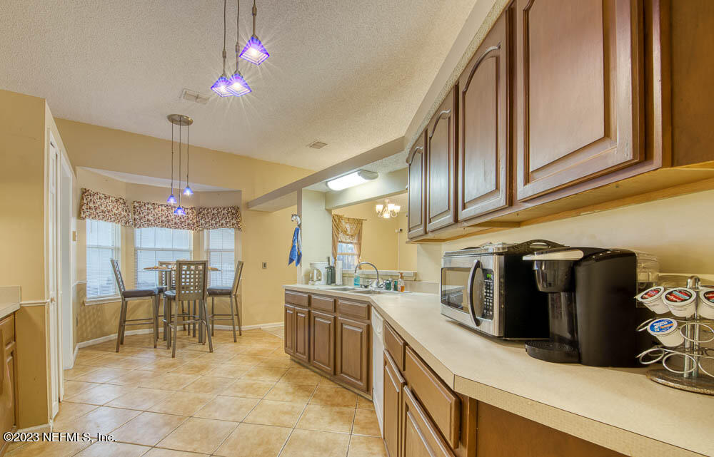 1305 Rushing Drive Orange Park, FL 32065 - Photo 5 of 26 Kitchen - View 1