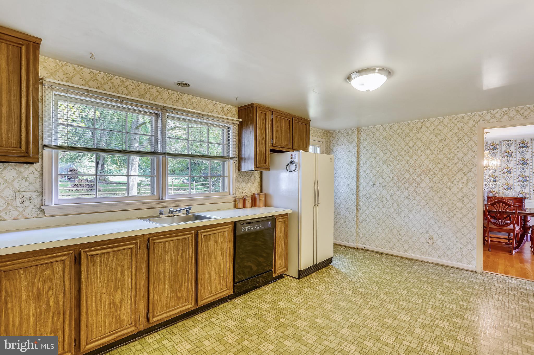 12400 Over Ridge Road Potomac, MD 20854 - Photo 18 of 54