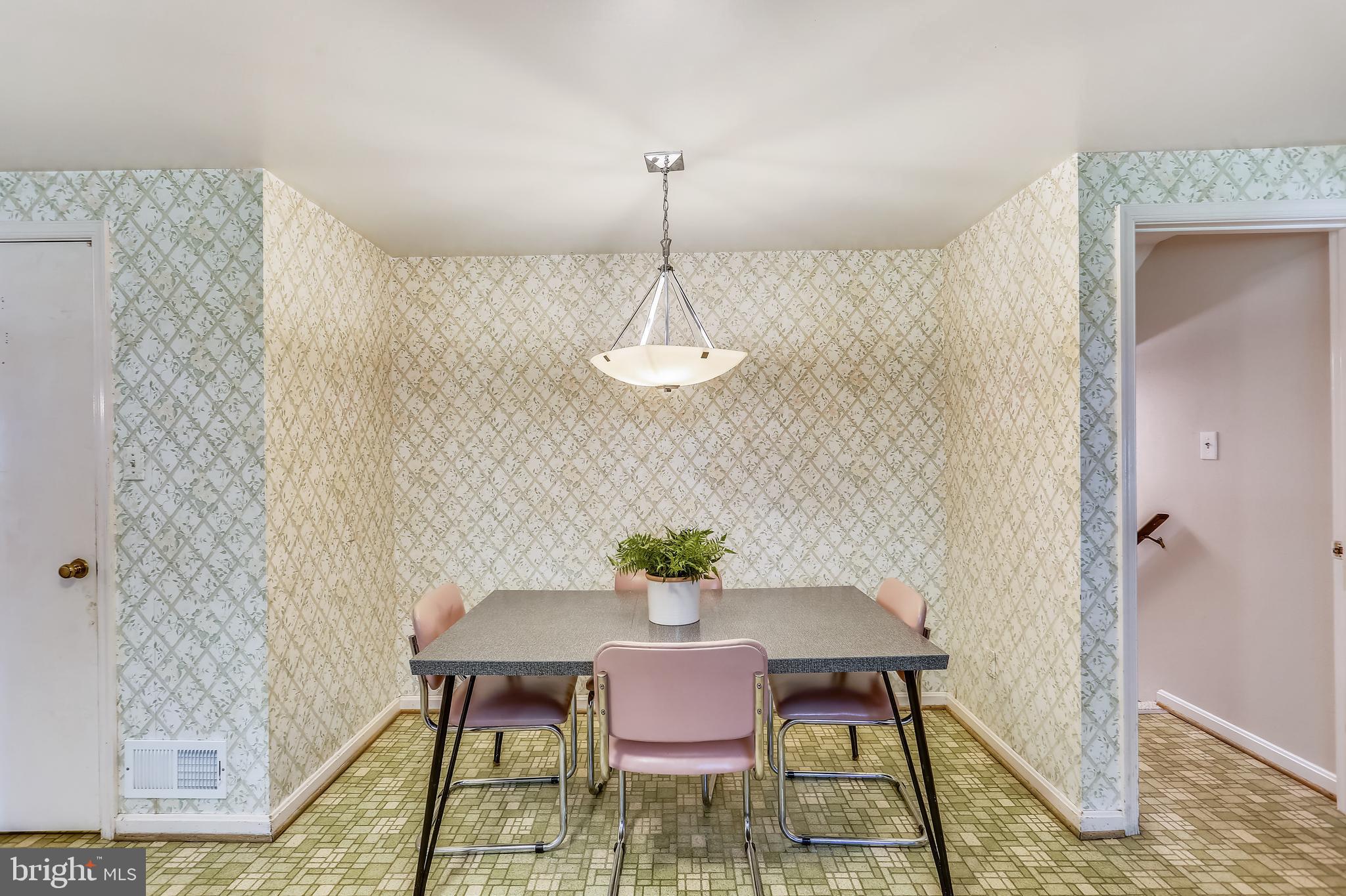 12400 Over Ridge Road Potomac, MD 20854 - Photo 20 of 54