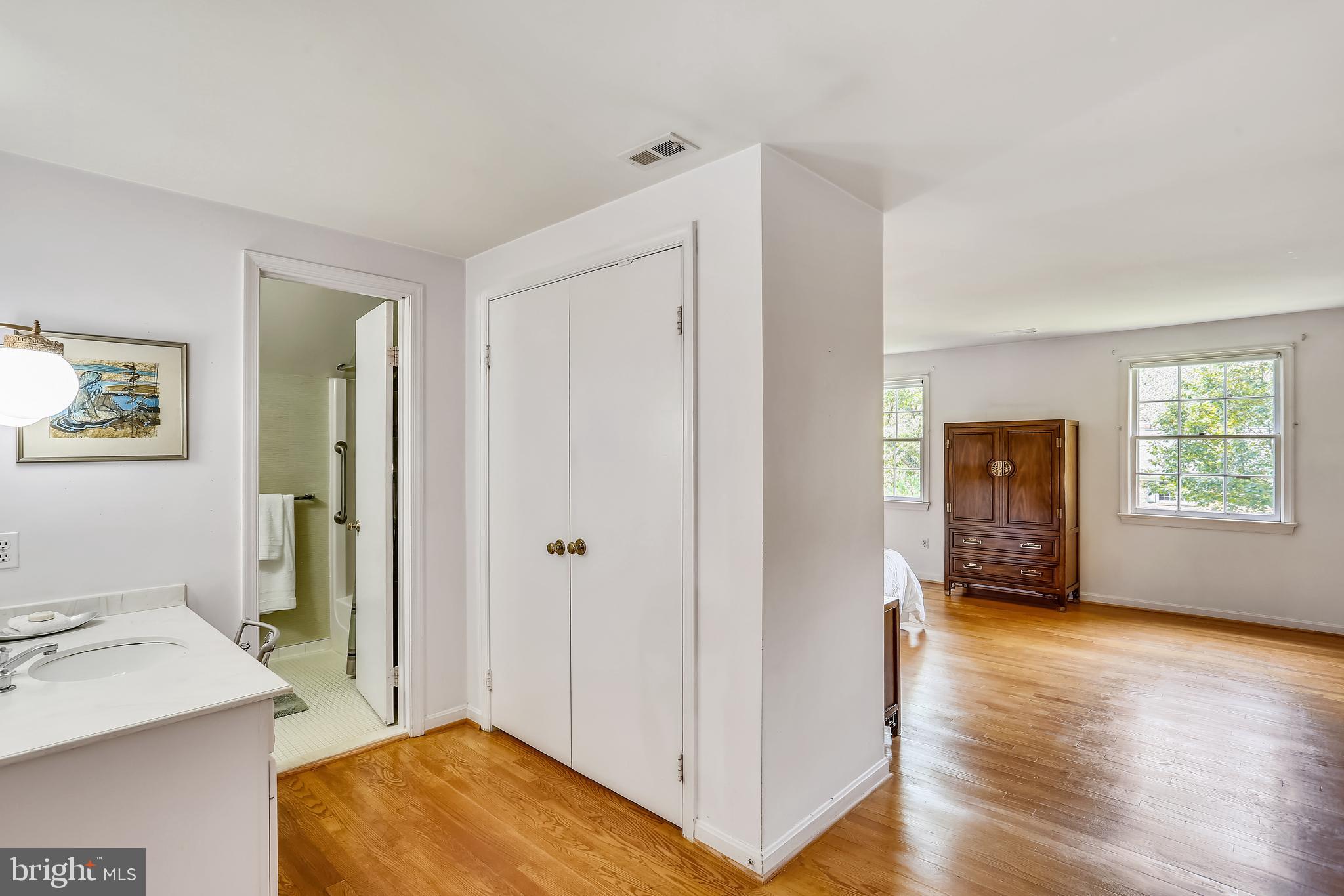 12400 Over Ridge Road Potomac, MD 20854 - Photo 32 of 54 Master BR suite