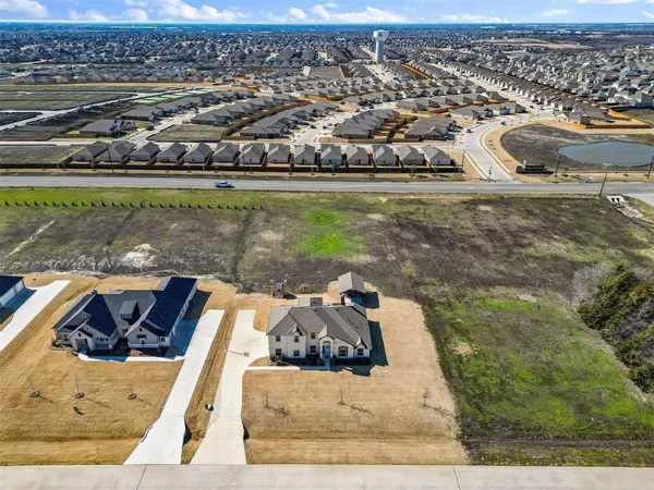 $589,999 | 1133 Barrix Drive, Forney, TX 75126