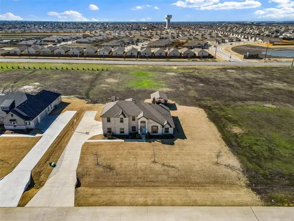 $589,999 | 1133 Barrix Drive, Forney, TX 75126