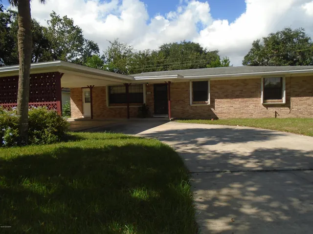 $1,900 | 212 Forrell Avenue, Titusville, FL 32796