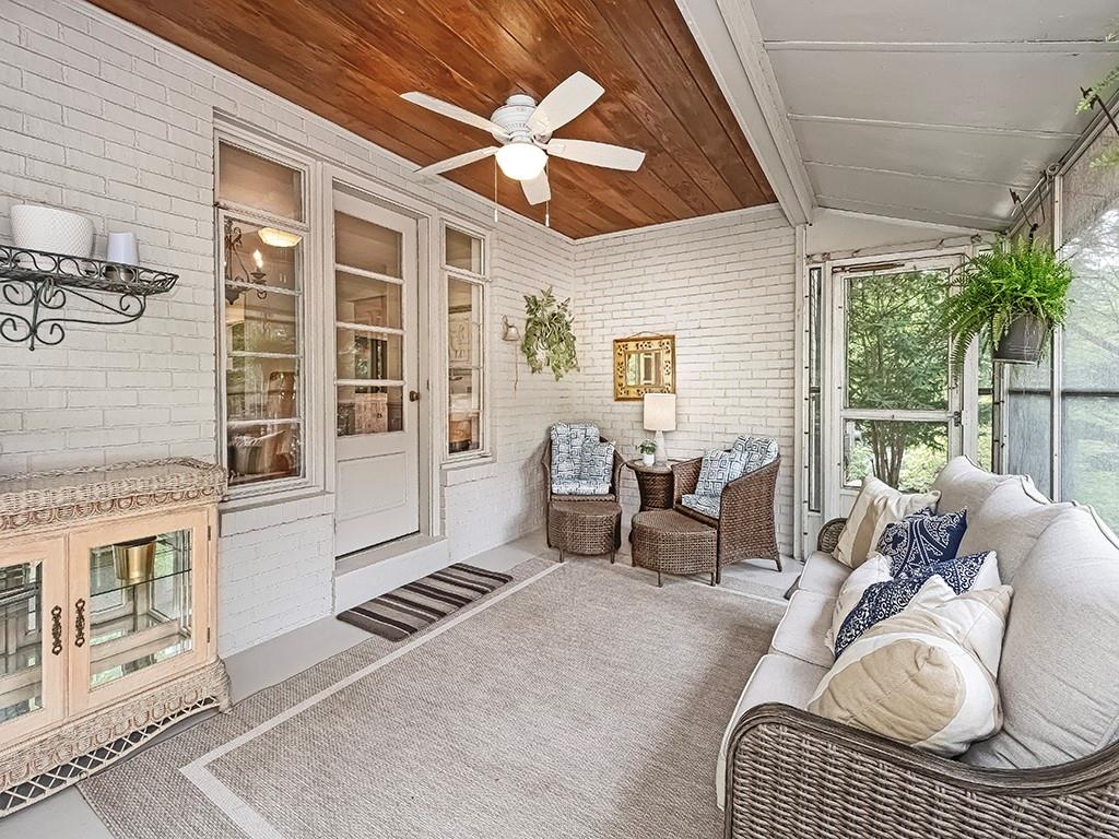776 Elm Spring Road Pittsburgh, PA 15243 - Photo 19 of 21 Gallery Image 19