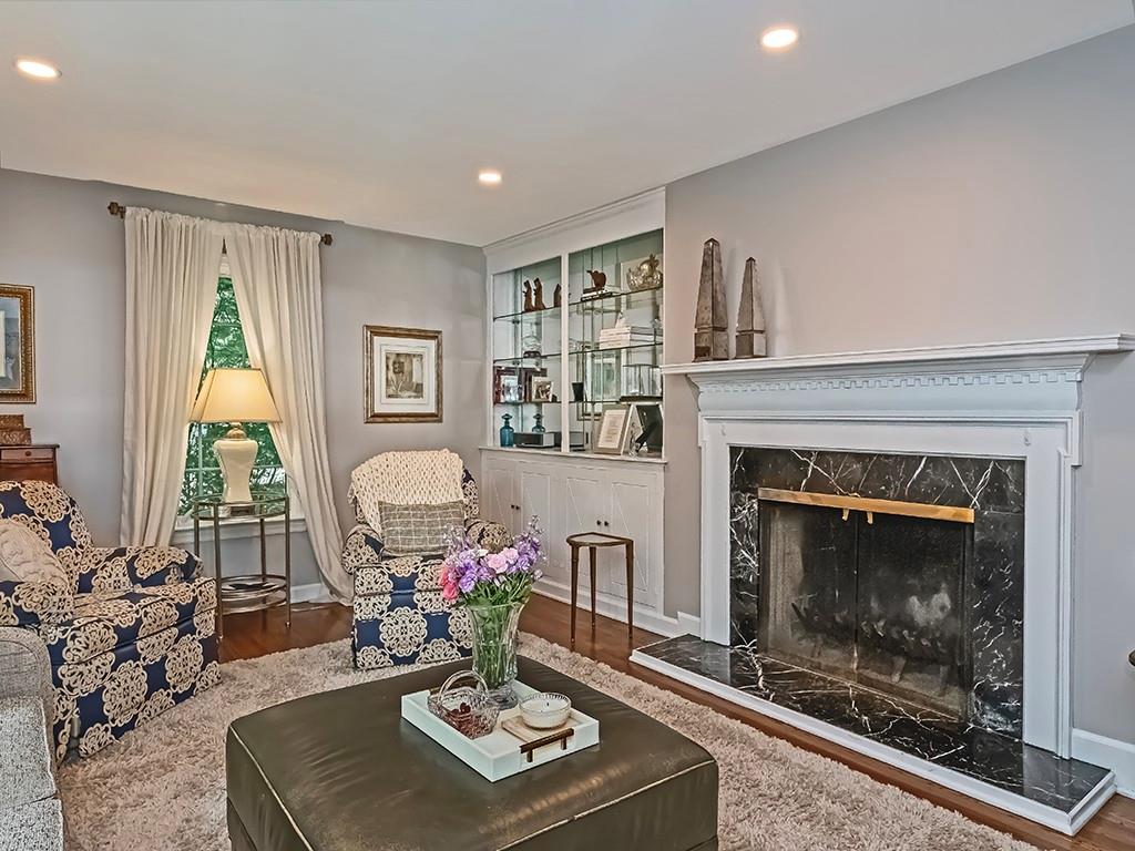 776 Elm Spring Road Pittsburgh, PA 15243 - Photo 5 of 21 Gallery Image 5