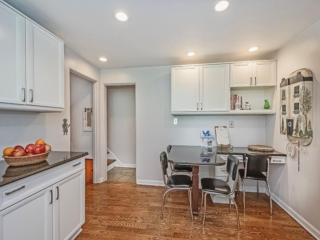 776 Elm Spring Road Pittsburgh, PA 15243 - Photo 10 of 21 Gallery Image 10