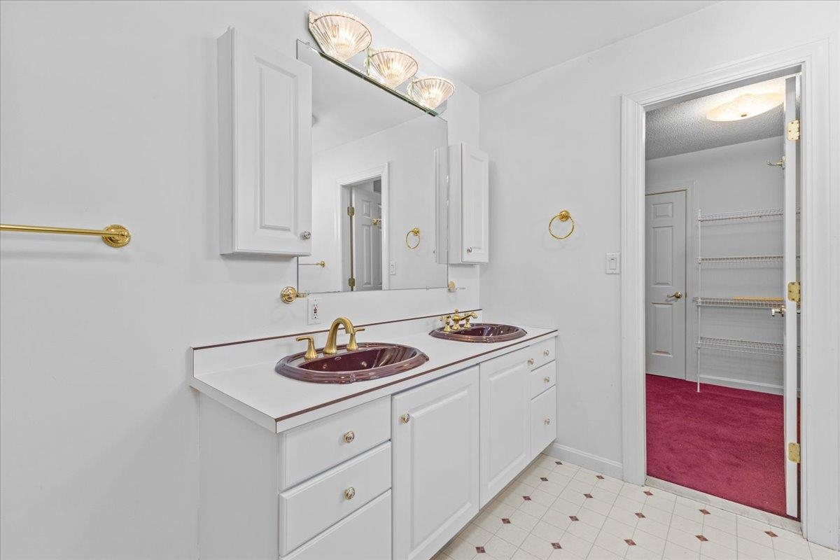 109 Juniper Ridge Shelburne, VT 05482 - Photo 26 of 52