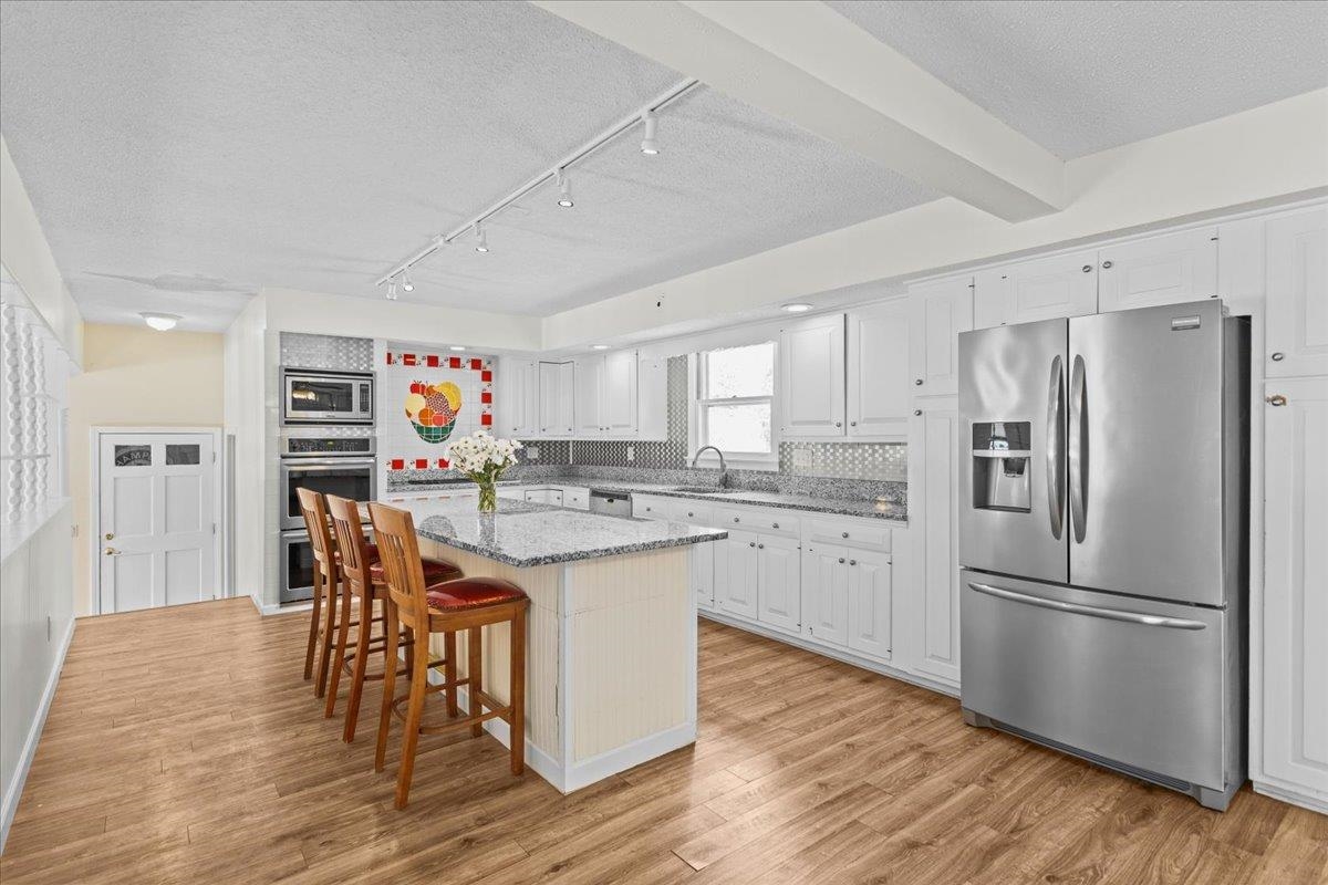 109 Juniper Ridge Shelburne, VT 05482 - Photo 5 of 52