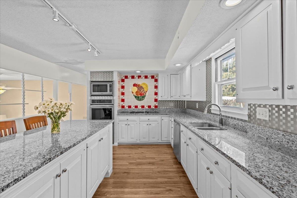 109 Juniper Ridge Shelburne, VT 05482 - Photo 7 of 52