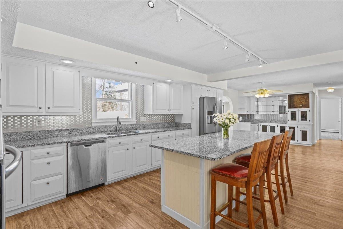 109 Juniper Ridge Shelburne, VT 05482 - Photo 9 of 52