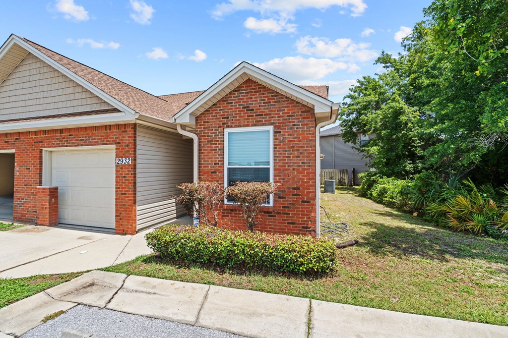 2932 Palmetto Ridge Way Lynn Haven, FL 32444 - Photo 2 of 44