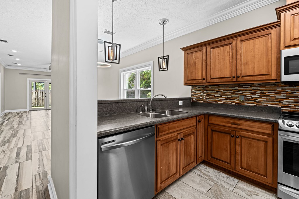 2932 Palmetto Ridge Way Lynn Haven, FL 32444 - Photo 4 of 44