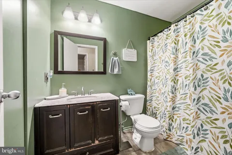 $164,135 | 18 East Daisy Lane, Unit A, Mount Laurel, NJ 08054